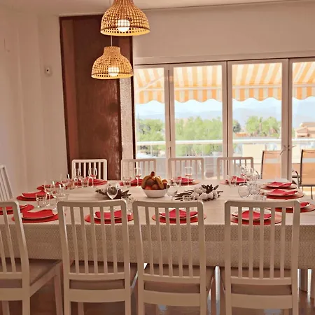 Villa Tess Arenas *