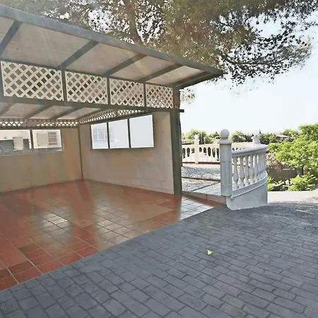 Villa Tess Arenas